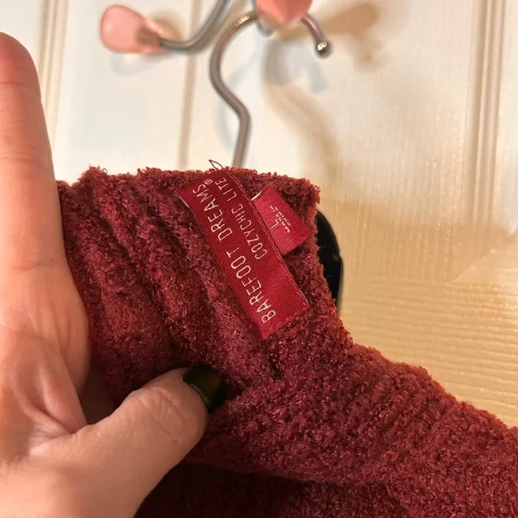 Barefoot Dreams Women's Long Burgundy Sweater Cardigan - Picture 6 of 7